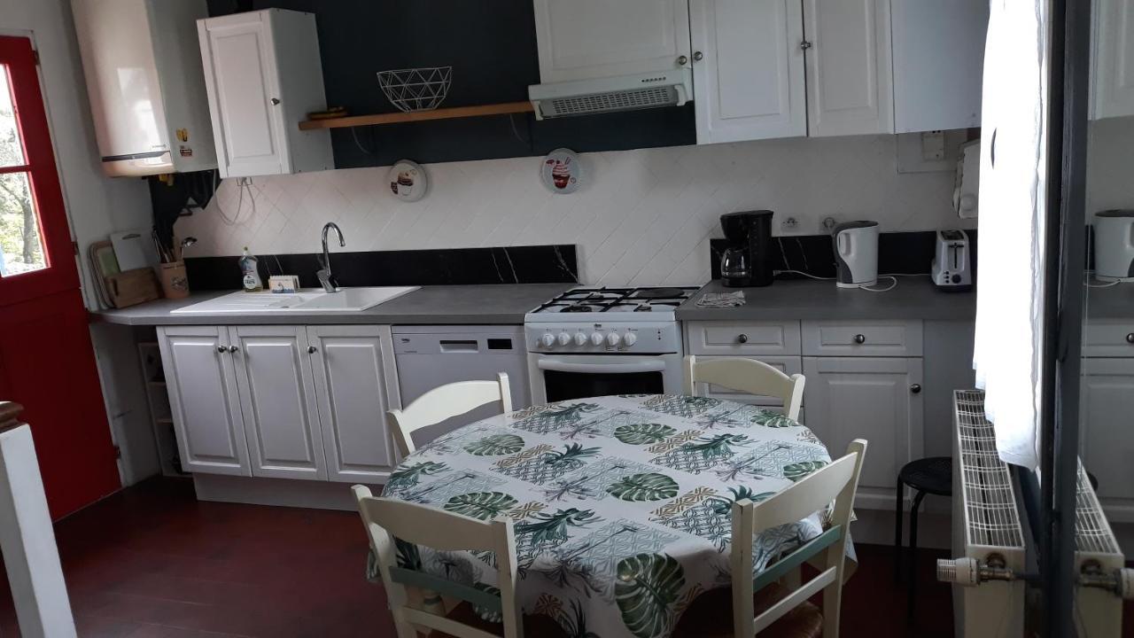 L'Escale Arquaise, La Maison Au Jardin Fleuri A 5 Min De Dieppe Arques-la-Bataille Exterior foto
